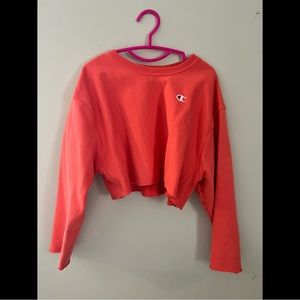 Sz Large Peach 🍑 Champion Long sleeved Crop Top Sweater
